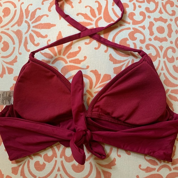 Red halter bikini top - Picture 3 of 3